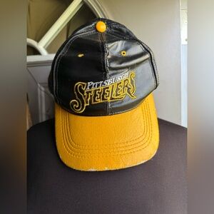 Vintage 90s leather NFL Pittsburgh Steelers logo athletic snap back ball cap hat